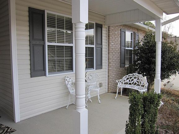 2nd image of 1538 Graybrook Ln