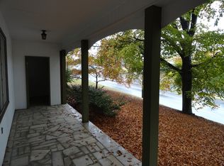1411 Knob Creek Rd, Johnson City, TN 37604