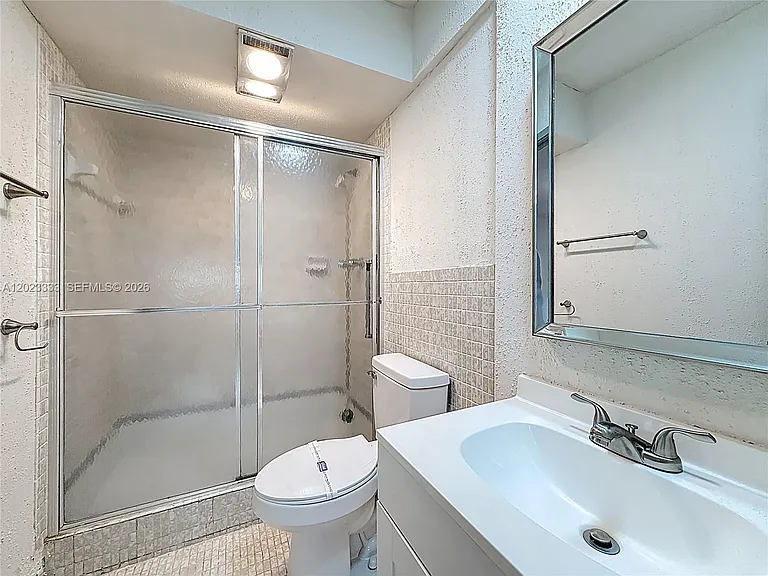 1000 NE 14th Ave #411 — Photo 12