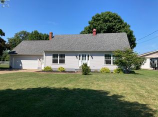 5509 Schenk Rd, Sandusky, OH 44870