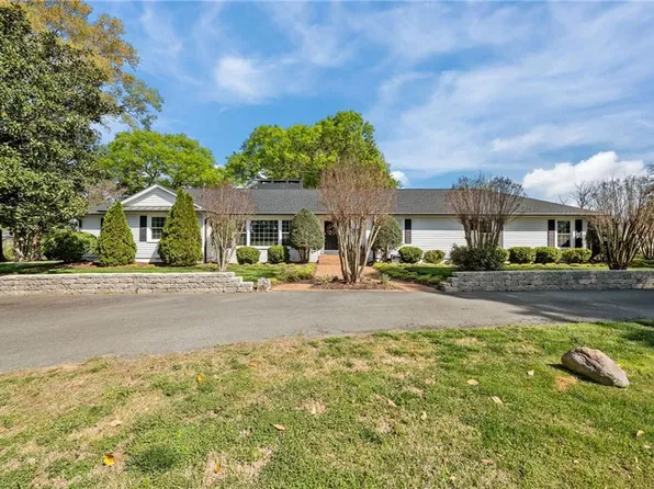 1822 Cherry Ln, Haw River, NC 27258