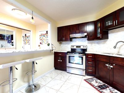 1708 Harmon Cove Tower, Secaucus, NJ, 07094
