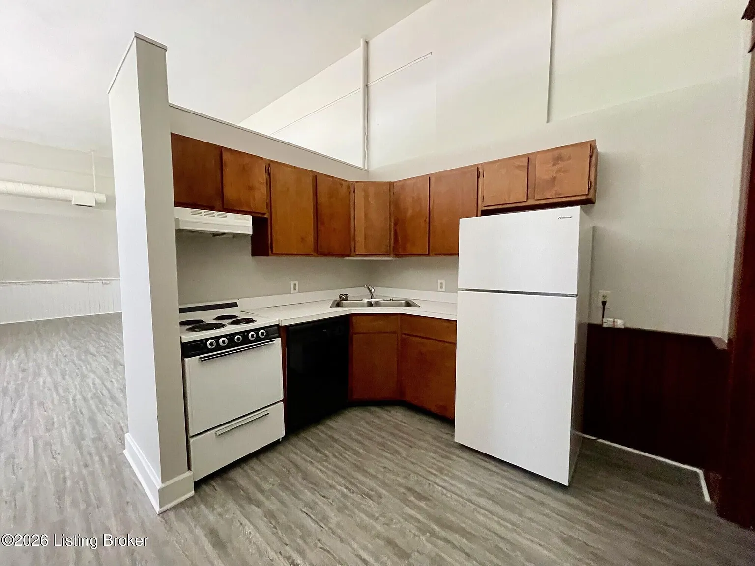 2 bed, 1.0 bath, 750 sqft, $1,000 — Photo 4