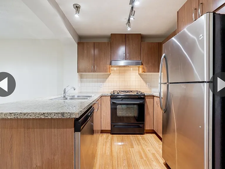 3082 Dayanee Springs Blvd — Photo 13