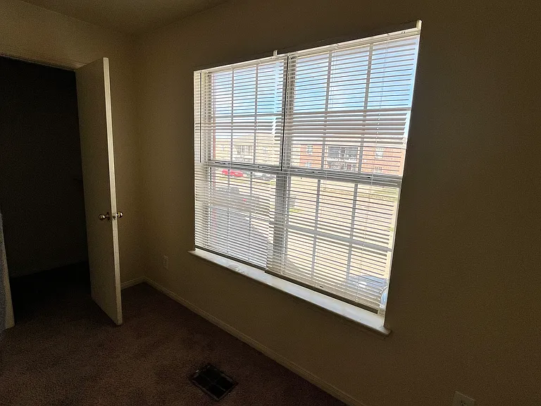 3305 Barcelona Dr #A — Photo 24
