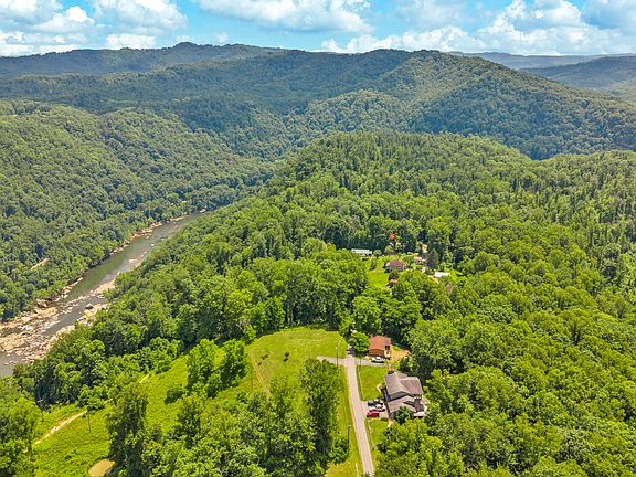 5th image of 17 Downey Ridge Rd
