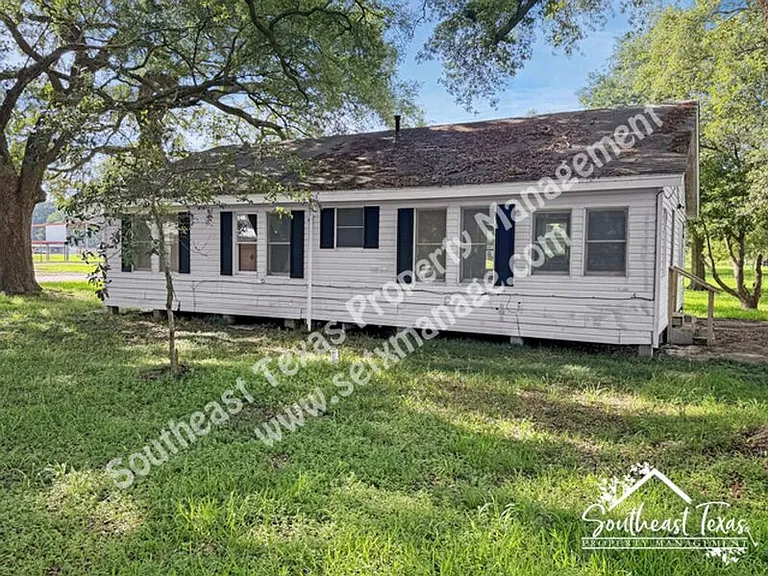 806 N Broadway St — Photo 8