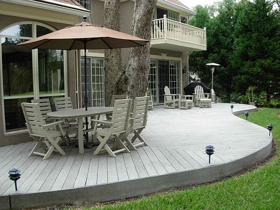 Wrap-around Deck