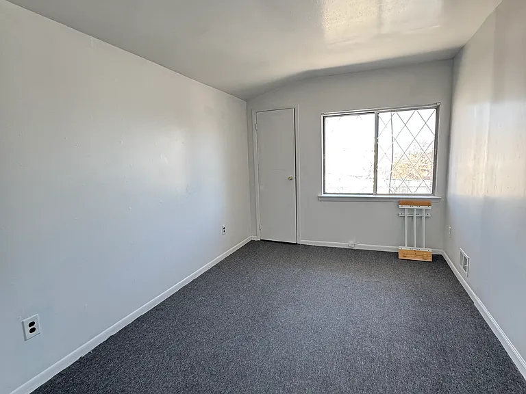 286 Steuben St #2 — Photo 12