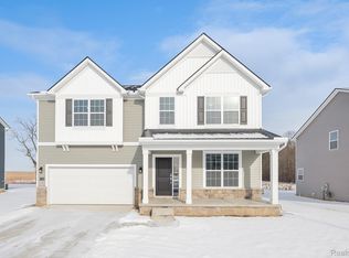 27108 Silo Dr, Saline, MI 48176