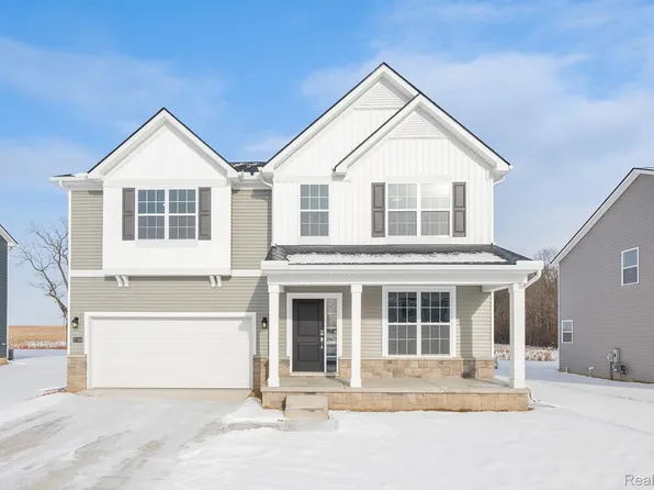 27108 Silo Dr, Saline, MI 48176