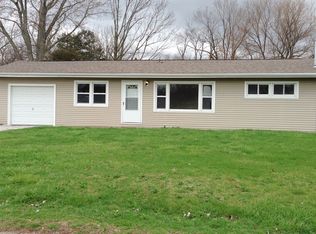 1918 Springfield Rd, East Peoria, IL 61611