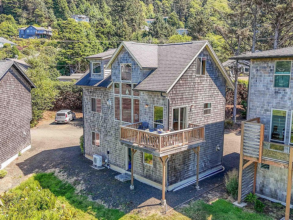1st image of 350 Village Ln