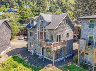 350 Village Ln, Yachats, OR