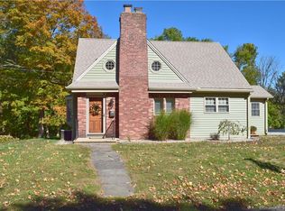 112 Orchard St, Meriden, CT 06450