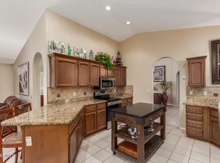 10633 E Coopers Hawk Dr, Sun Lakes, AZ 85248