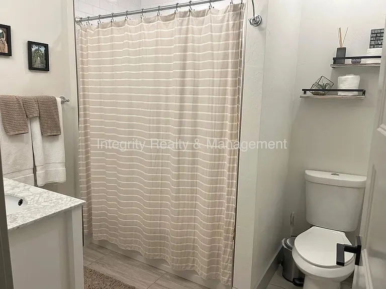 3539 Mariposa St — Photo 15