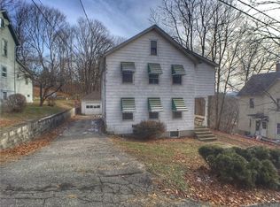 56 Cottage St, Winchester, CT 06098