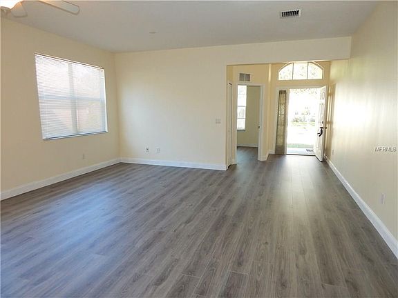 2nd image of 6653 Cambridge Park Dr