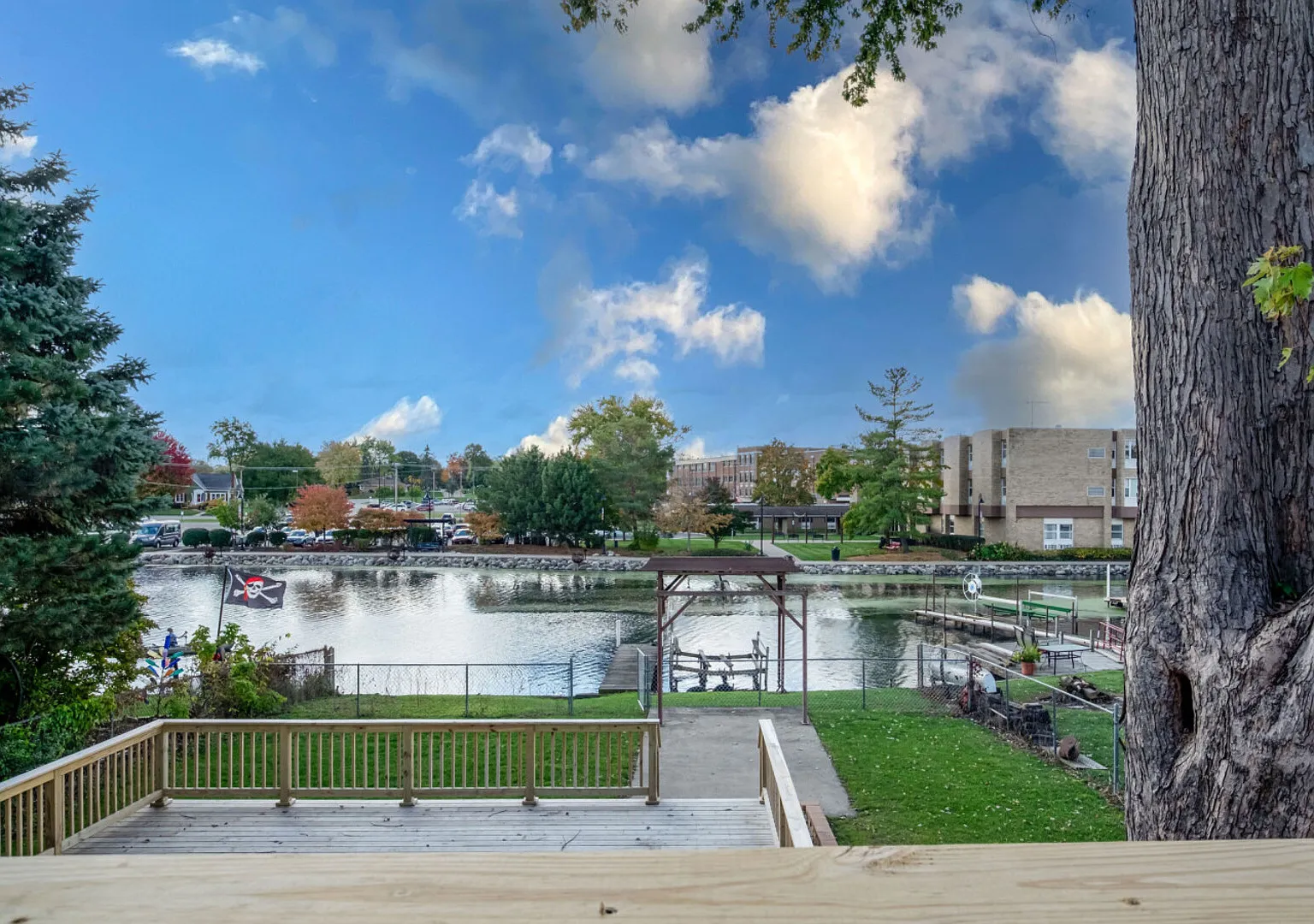 The Riverwalk Retreat on the Fox - Waterfront Vacation Rental in — Photo 2