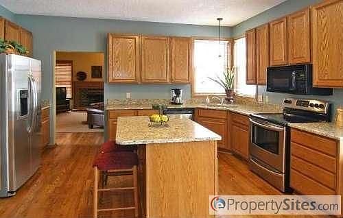 2nd image of 17106 Trenton Ln