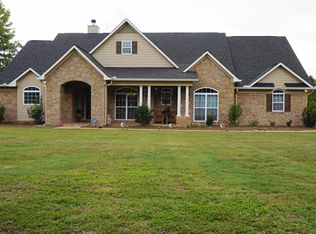 37 Copper Rd, Seale, AL 36875