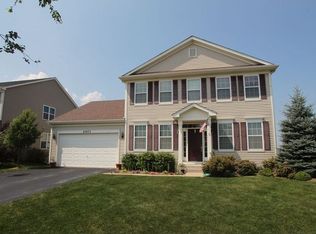 2471 Cascade Ct, Wauconda, IL 60084