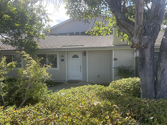 5th image of 425 Cannon Green Dr APT A