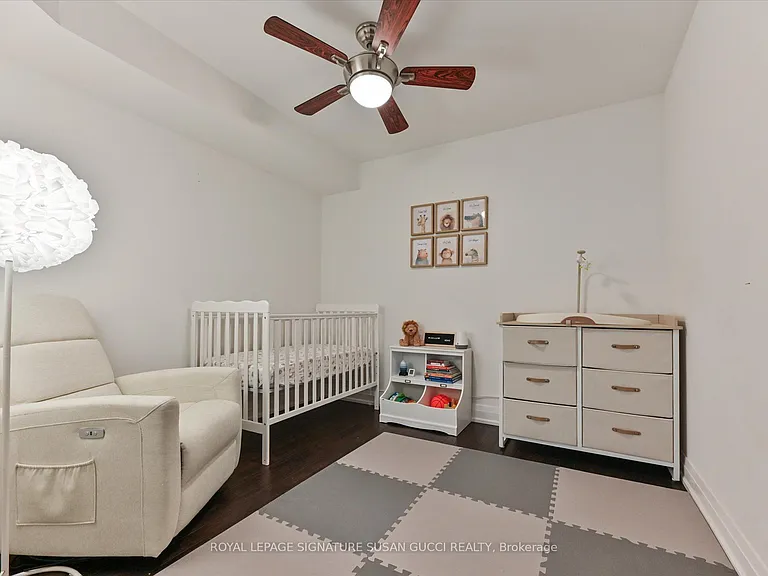 2833 Saint Clair Ave E — Photo 18