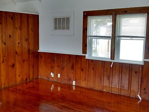 Living area toward rear