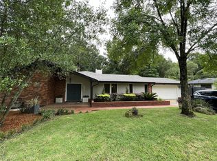 3745 SW 6th Pl, Gainesville, FL 32607