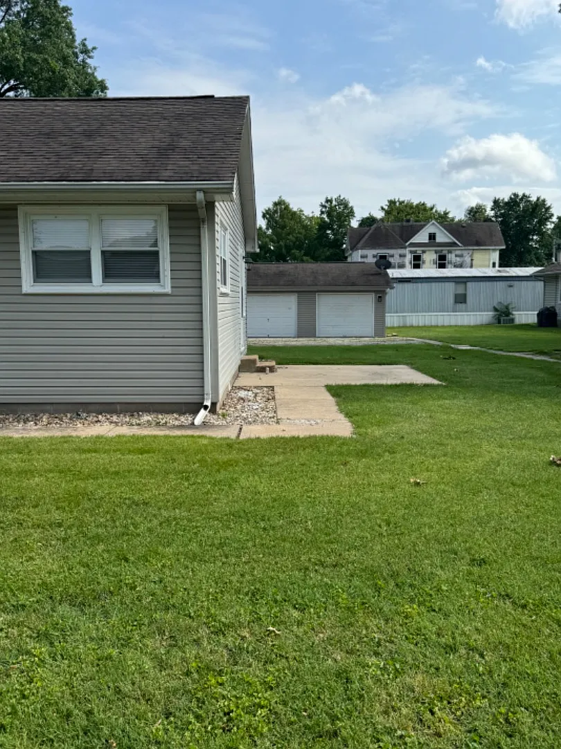 Unit Photo - 750 N 7th St
