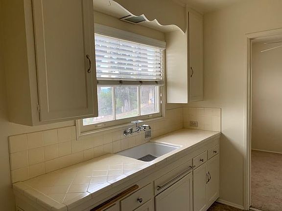 Unit 2 - Kitchen