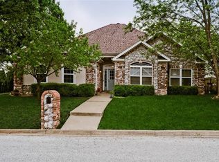 2912 Northaven Dr, Bentonville, AR 72712