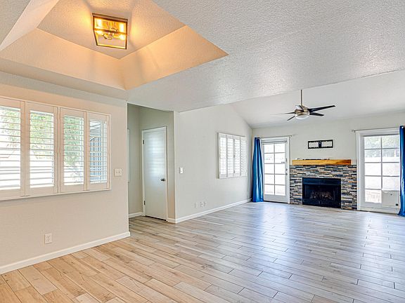 2nd image of 1222 W Baseline Rd Unit 161