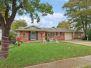 405 Birchwood Cir, Mesquite, TX