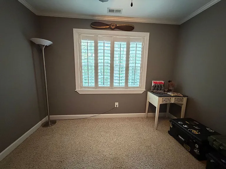 35 Woodbury Ln — Photo 27