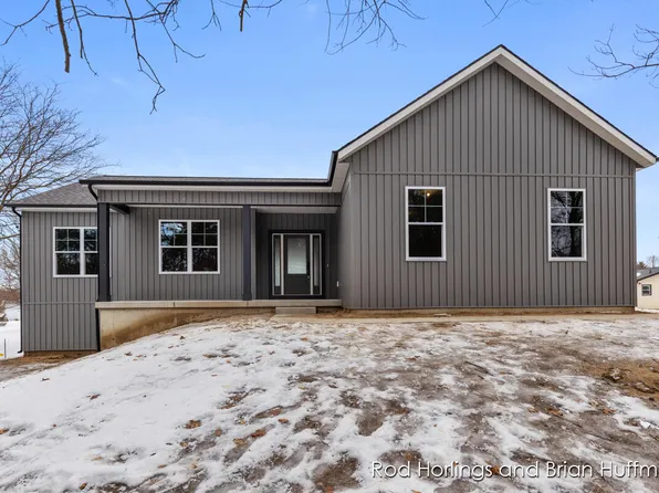 2169 Valentine St NE, Grand Rapids, MI 49525