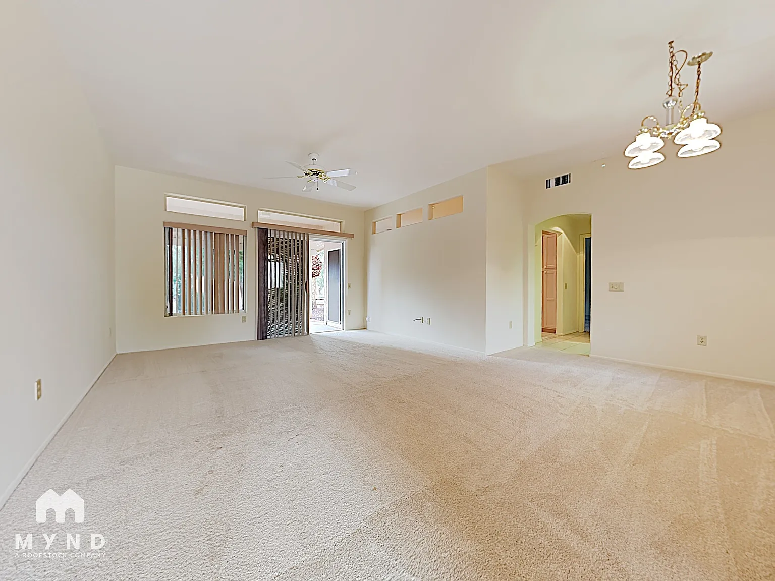 2 bed, 2.0 bath, 1410 sqft, $1,615 — Photo 2