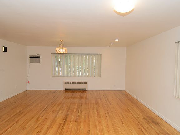 2nd image of 7836 Springfield Blvd