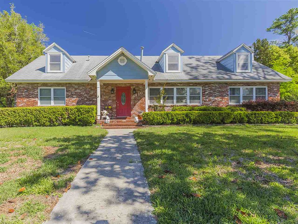 1st image of 4410 NW 17th Pl