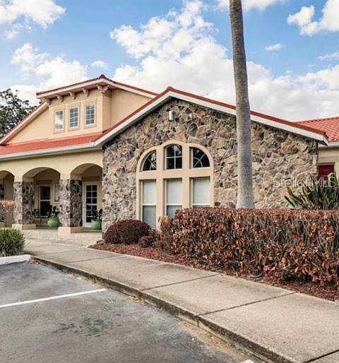 1st image of 2704 CLUB CORTILE CIRCLE