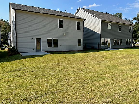 5th image of 52 Gresham Ct