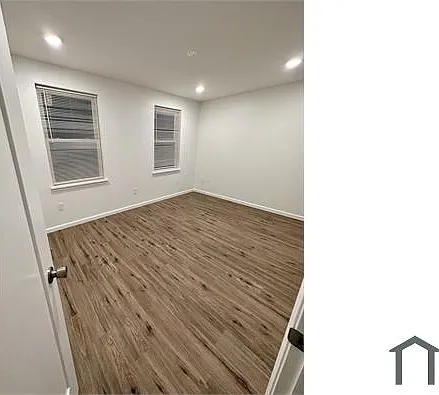 4224 Brown St #2 — Photo 7