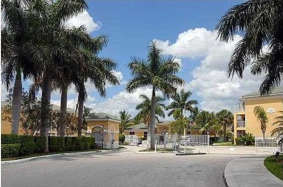 1st image of 13931 SW 122nd Ave APT 203