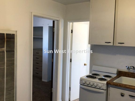 5th image of 905 Walnut Dr APT 43