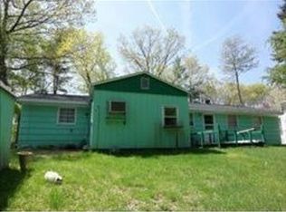 122 Folly Mill Rd, Seabrook, NH 03874