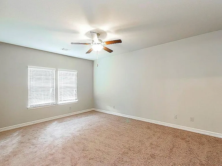 64 Woodland Hills Dr #A — Photo 13
