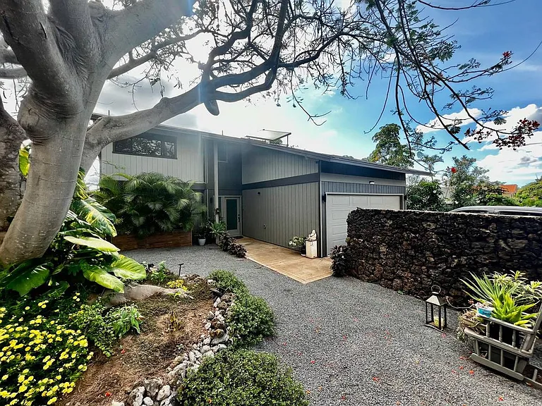 2824 Ohina St — Photo 16
