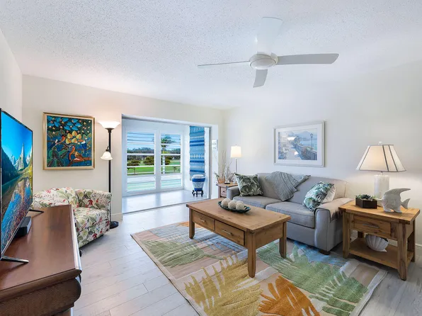 315 Saint Andrews Blvd APT A32, Naples, FL 34113